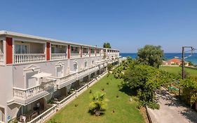 Belussi Beach Hotel & Suites