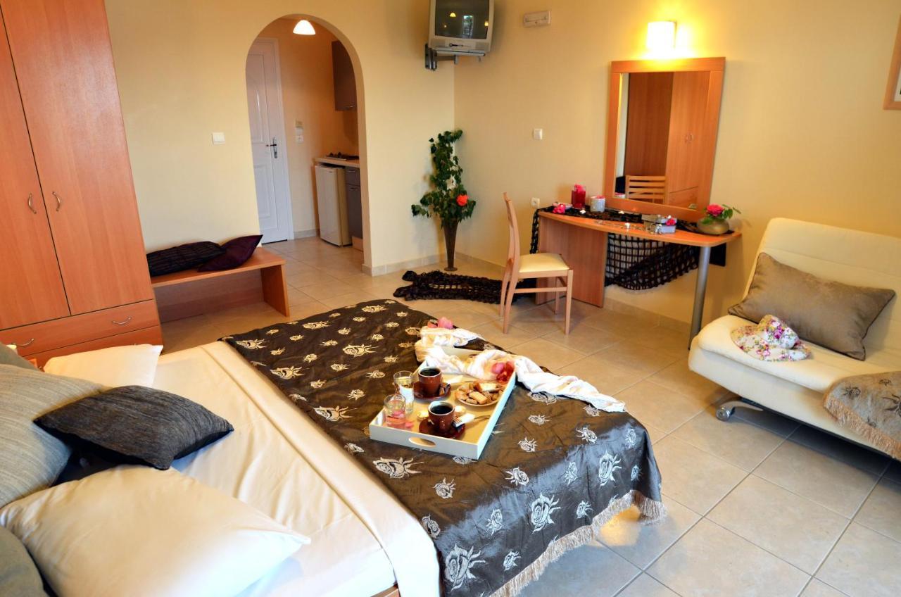 Belussi Beach Hotel & Suites Psarou  Cameră foto