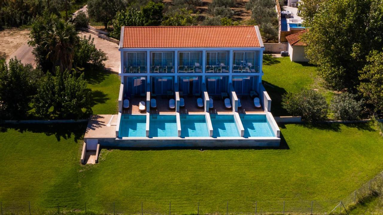 Belussi Beach Hotel & Suites Psarou  Exterior foto