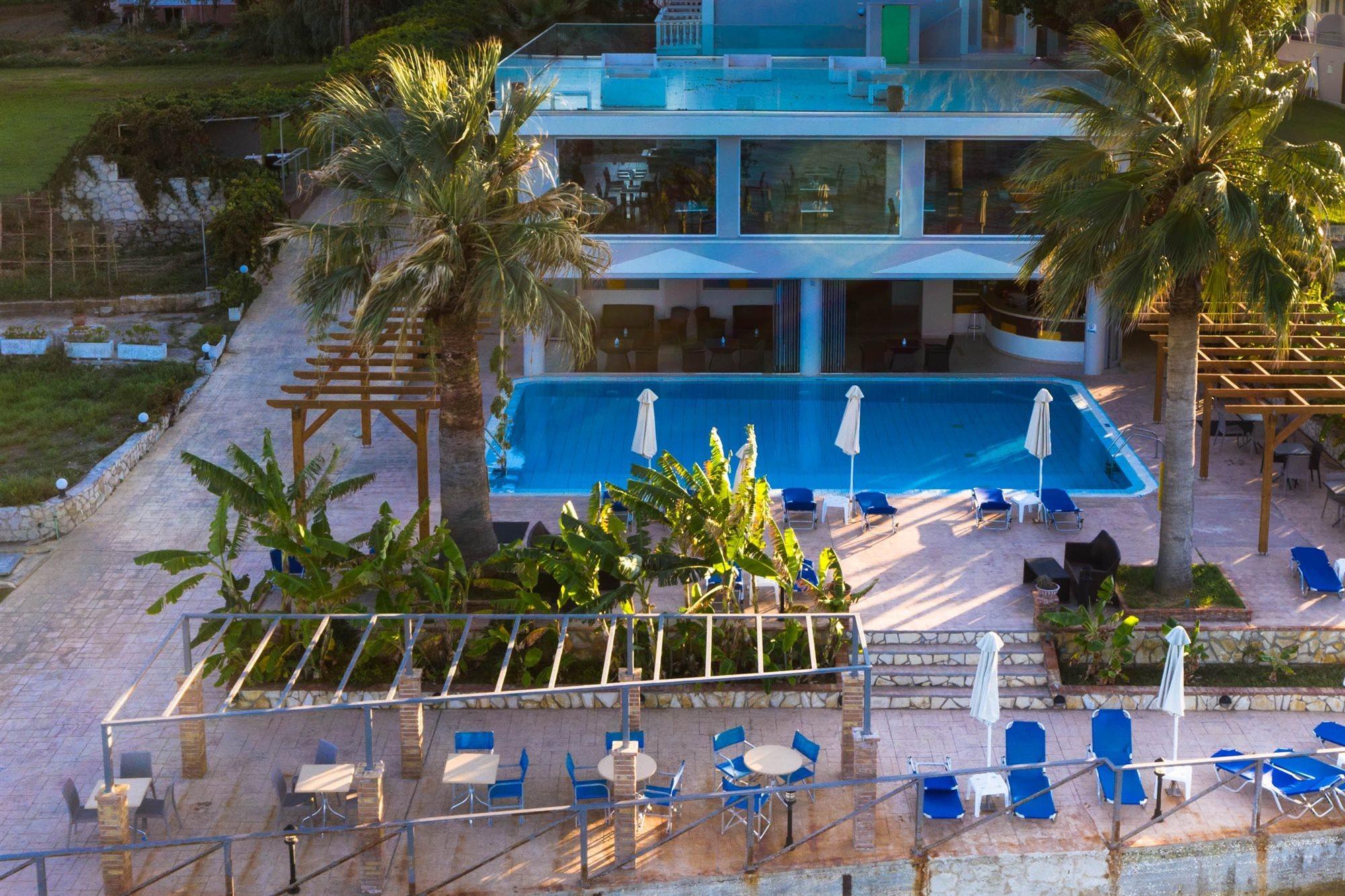 Belussi Beach Hotel & Suites Psarou  Exterior foto