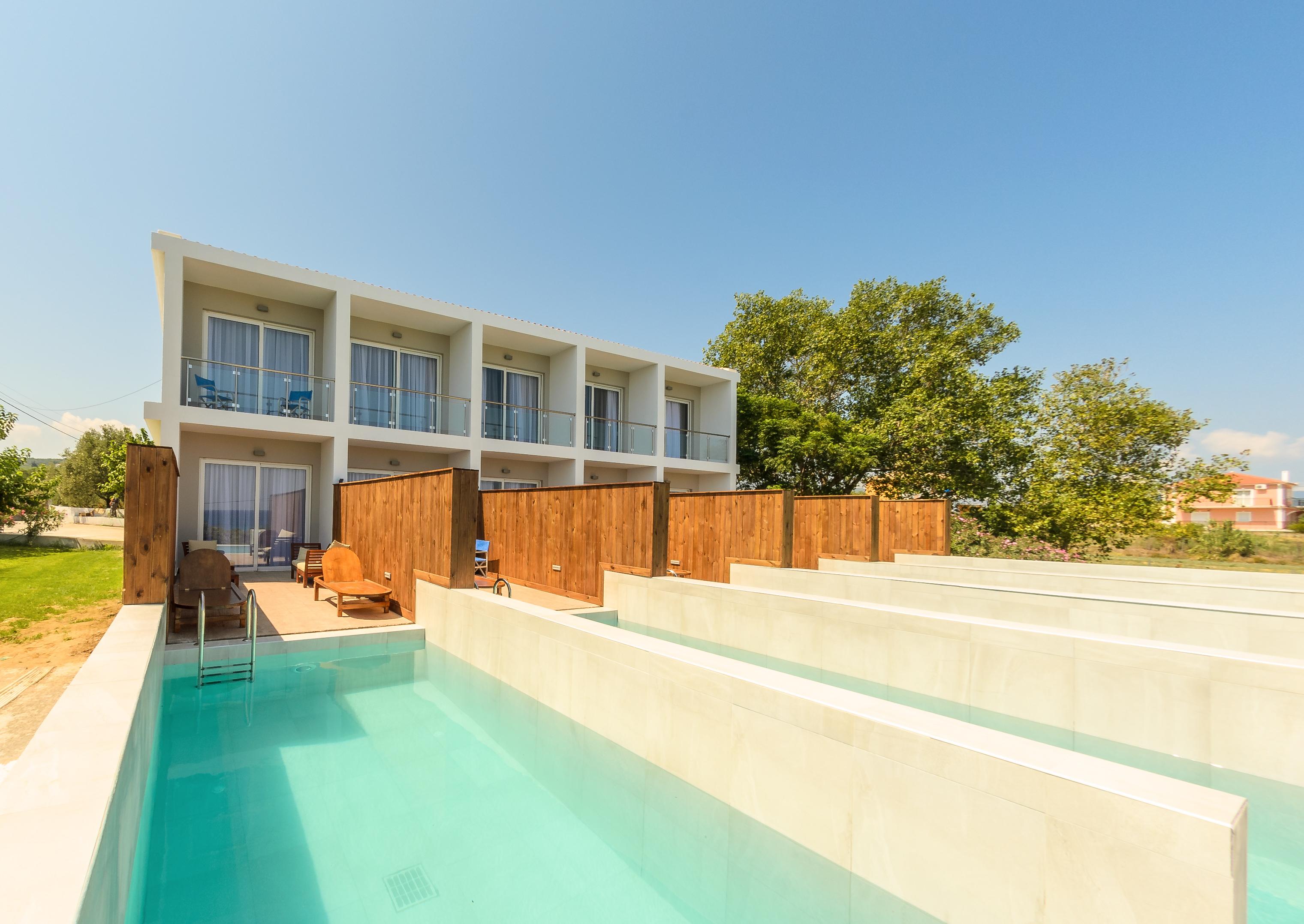 Belussi Beach Hotel & Suites Psarou  Exterior foto