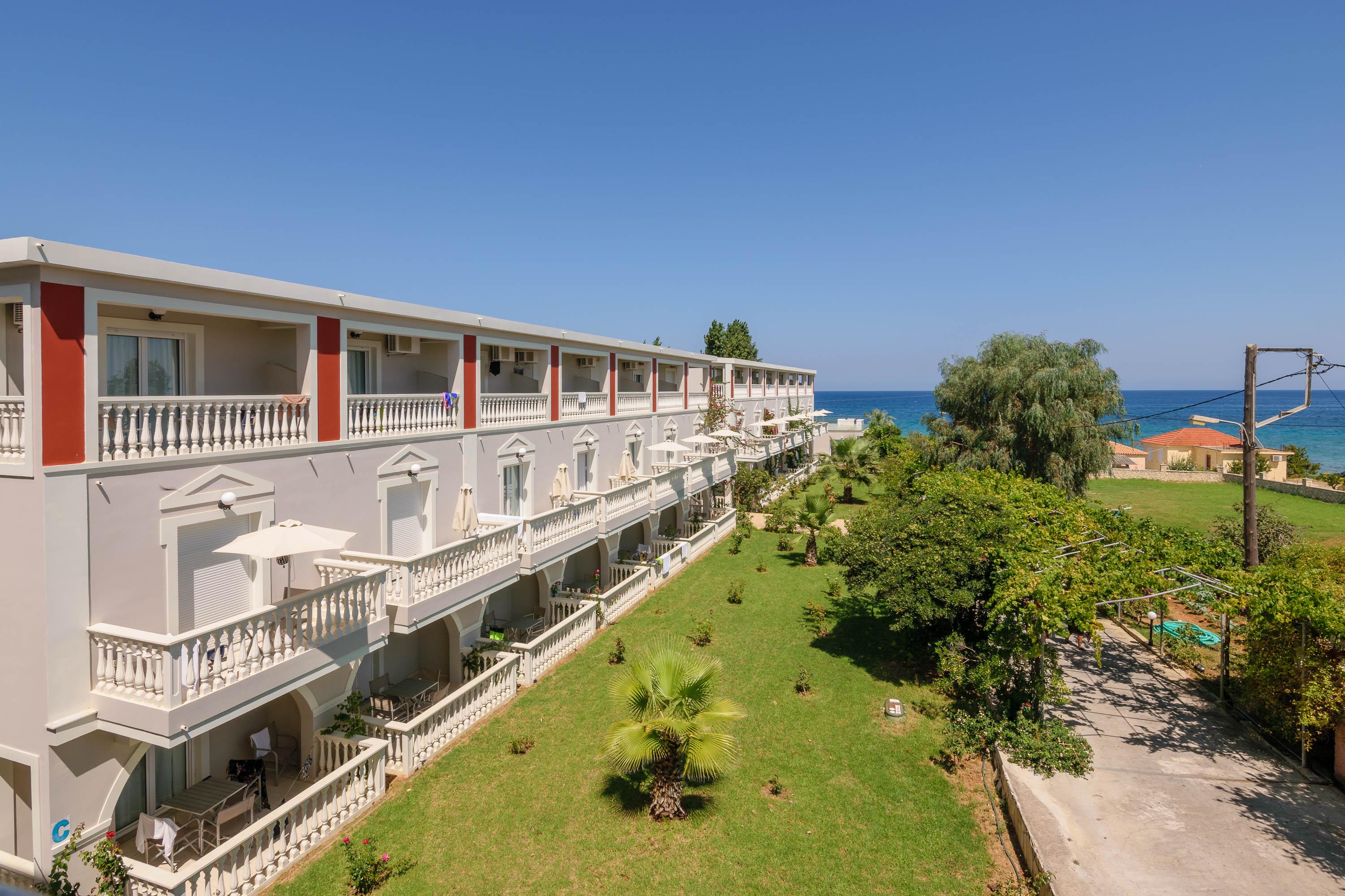 Belussi Beach Hotel & Suites Psarou  Exterior foto